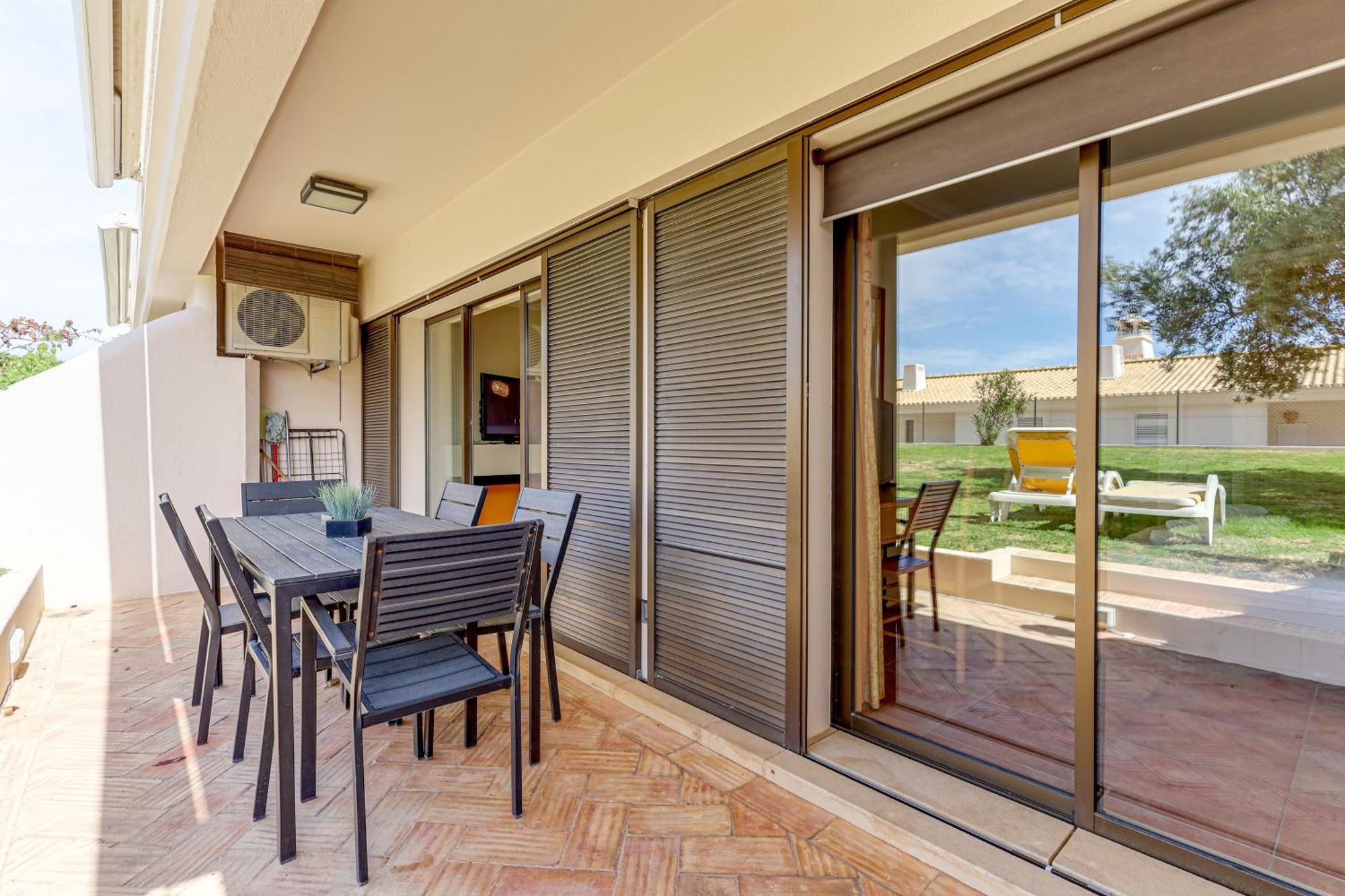Apartment With 2 Bedrooms, 2M To The Beach อาร์มาซอง เด เปรา ภายนอก รูปภาพ