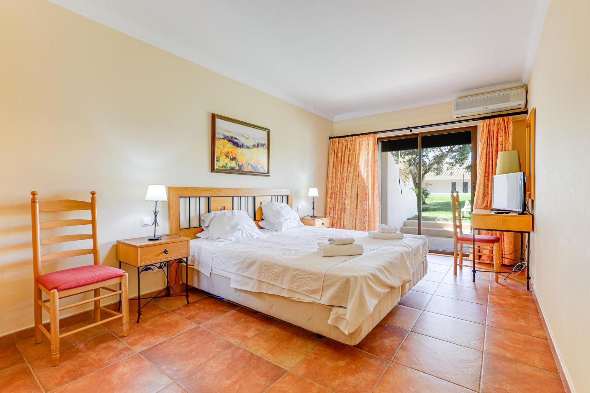 Apartment With 2 Bedrooms, 2M To The Beach อาร์มาซอง เด เปรา ภายนอก รูปภาพ